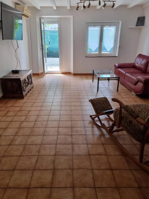 Maison Ideale Pour Une Famille Carcassonne Luaran gambar